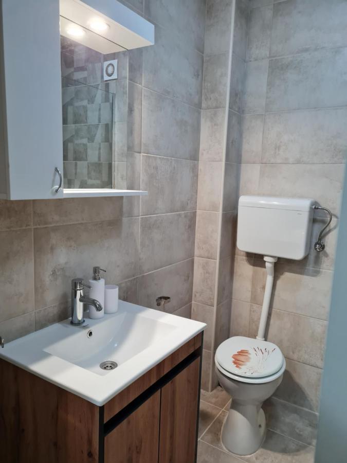 Apartman Karibo Sombor Buitenkant foto