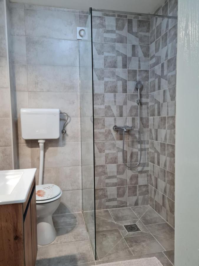 Apartman Karibo Sombor Buitenkant foto